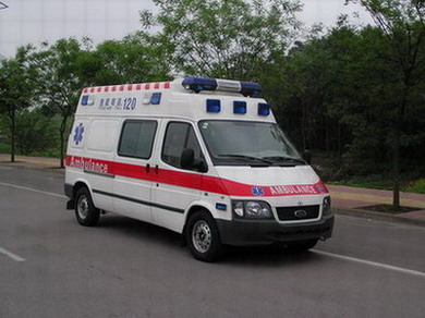 锡林浩特市救护车护送